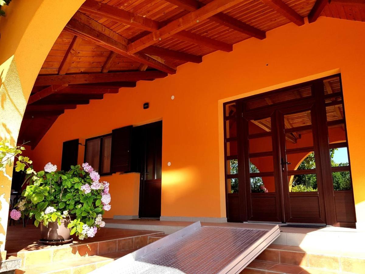 4 You Lovinac  Exterior foto